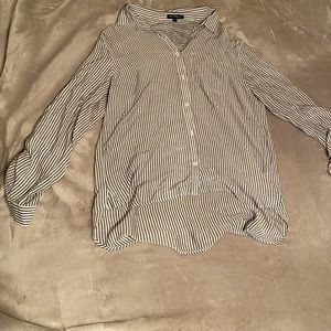 Women’s Button Up Shirt